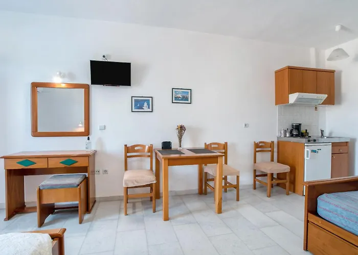 Galanos Naxos Гостевой дом Naxos City